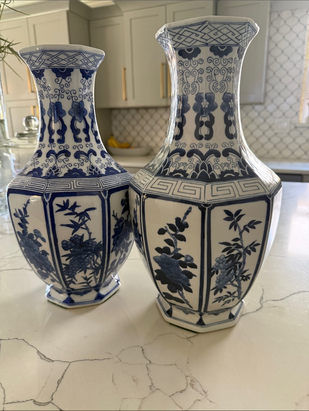 Chinese hexagonal shape Vase